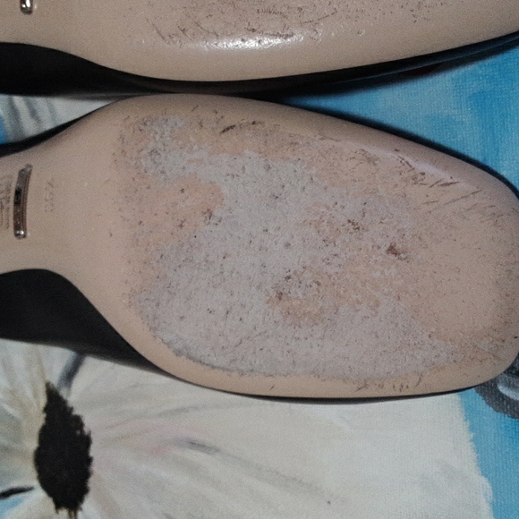 Gucci Malaga Kid leather mid heel pump with crystal G - Picture 9 of 15